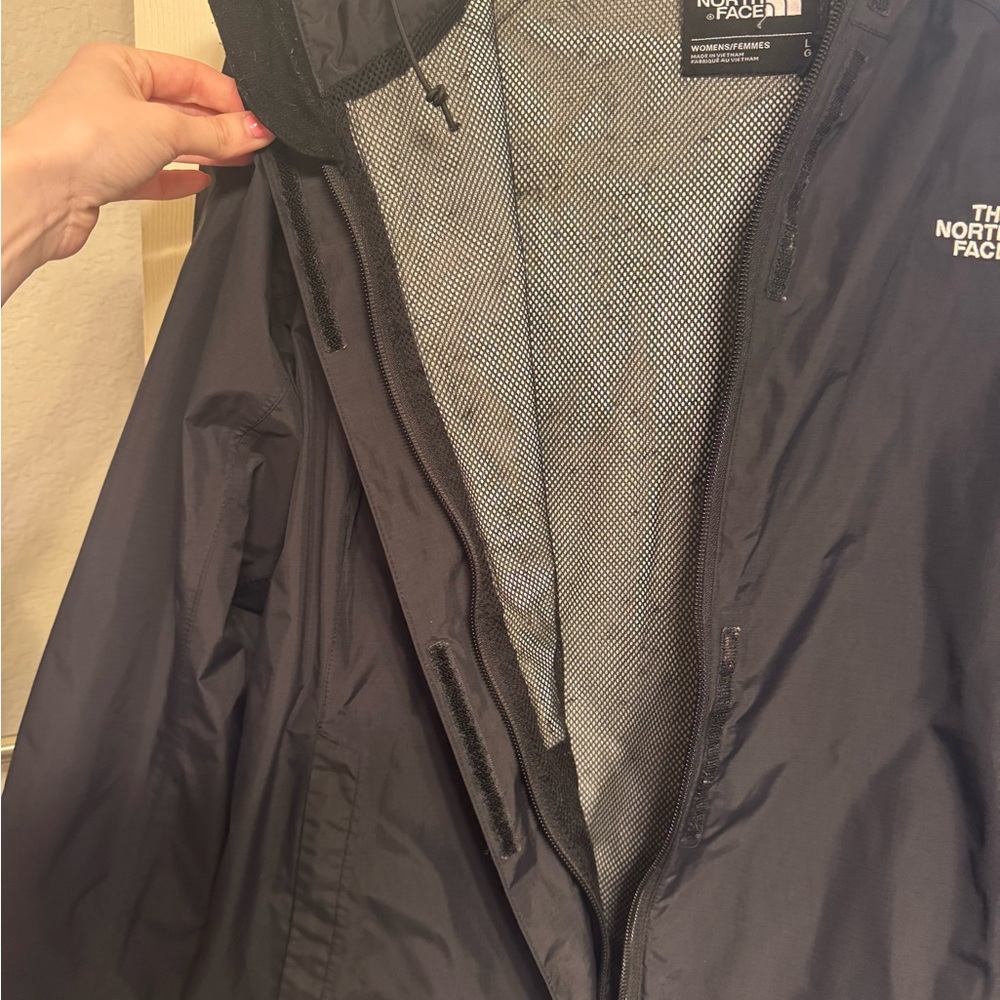 The North Face Women's DryVent Rain Jacket - Picture 6 of 6